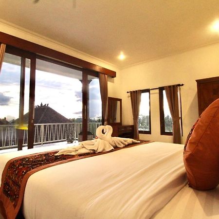 Ekadwi Guesthouse Gianyar  Bagian luar foto