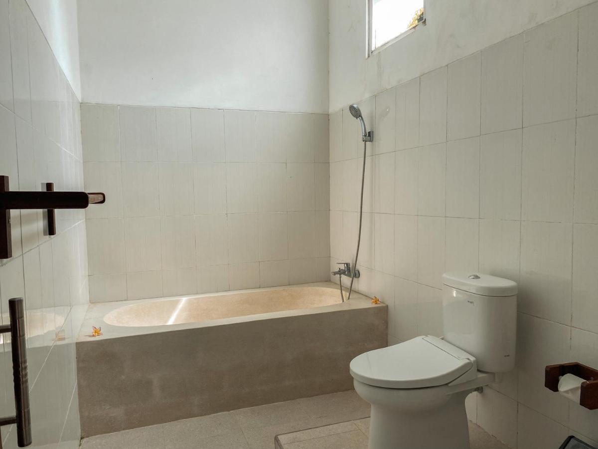 Ekadwi Guesthouse Gianyar  Bagian luar foto