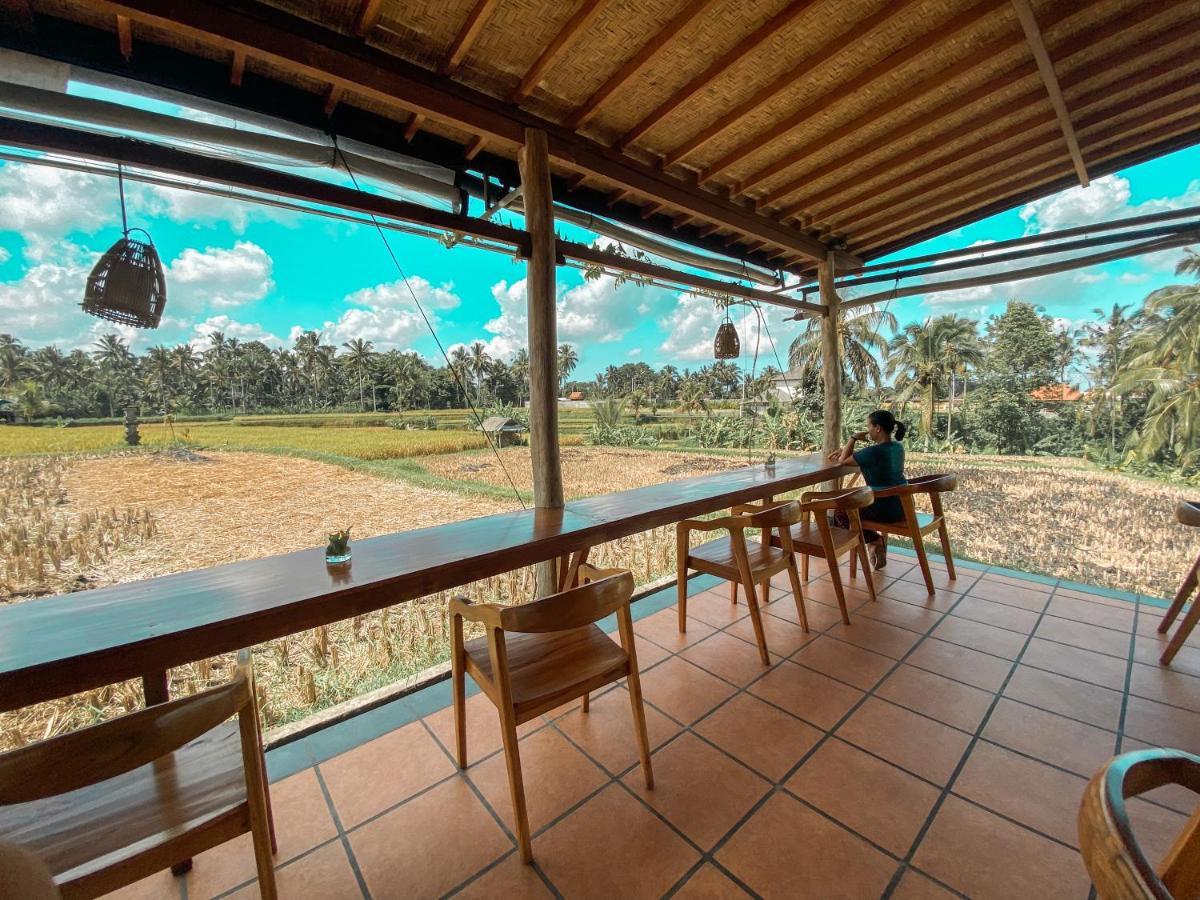 Ekadwi Guesthouse Gianyar  Bagian luar foto